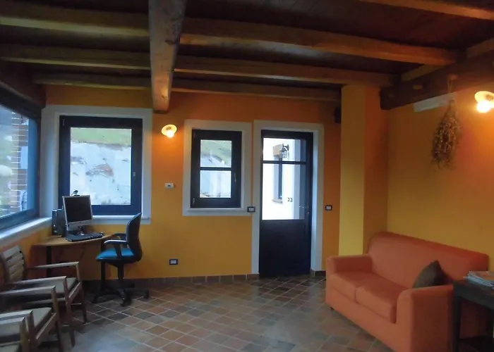منزل ريفي Agriturismo Bio-ecologico Sant'isidoro *